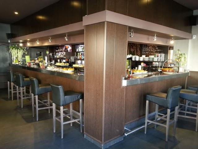 Cafe Bar ZUAZUA Plentzia
