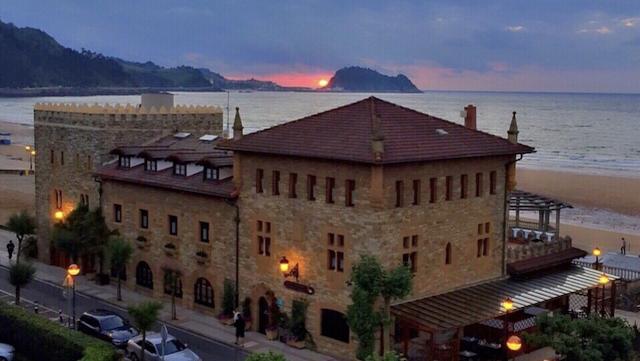Hotel Restaurante Karlos Arguinano