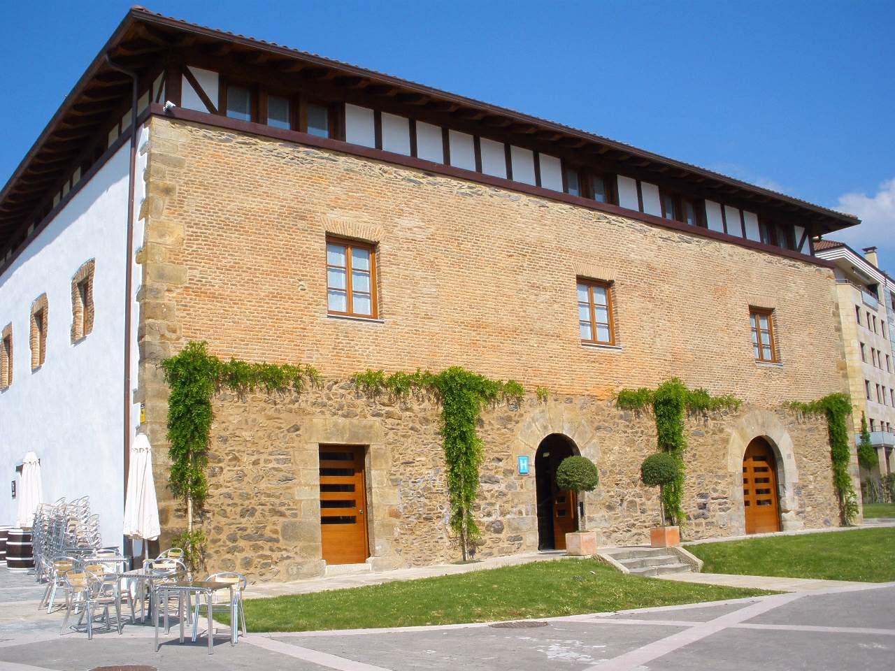 Casa Dolarea