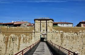 La Puerta de San Nicolás