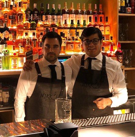 Charlot Algorta Cocktail Bar