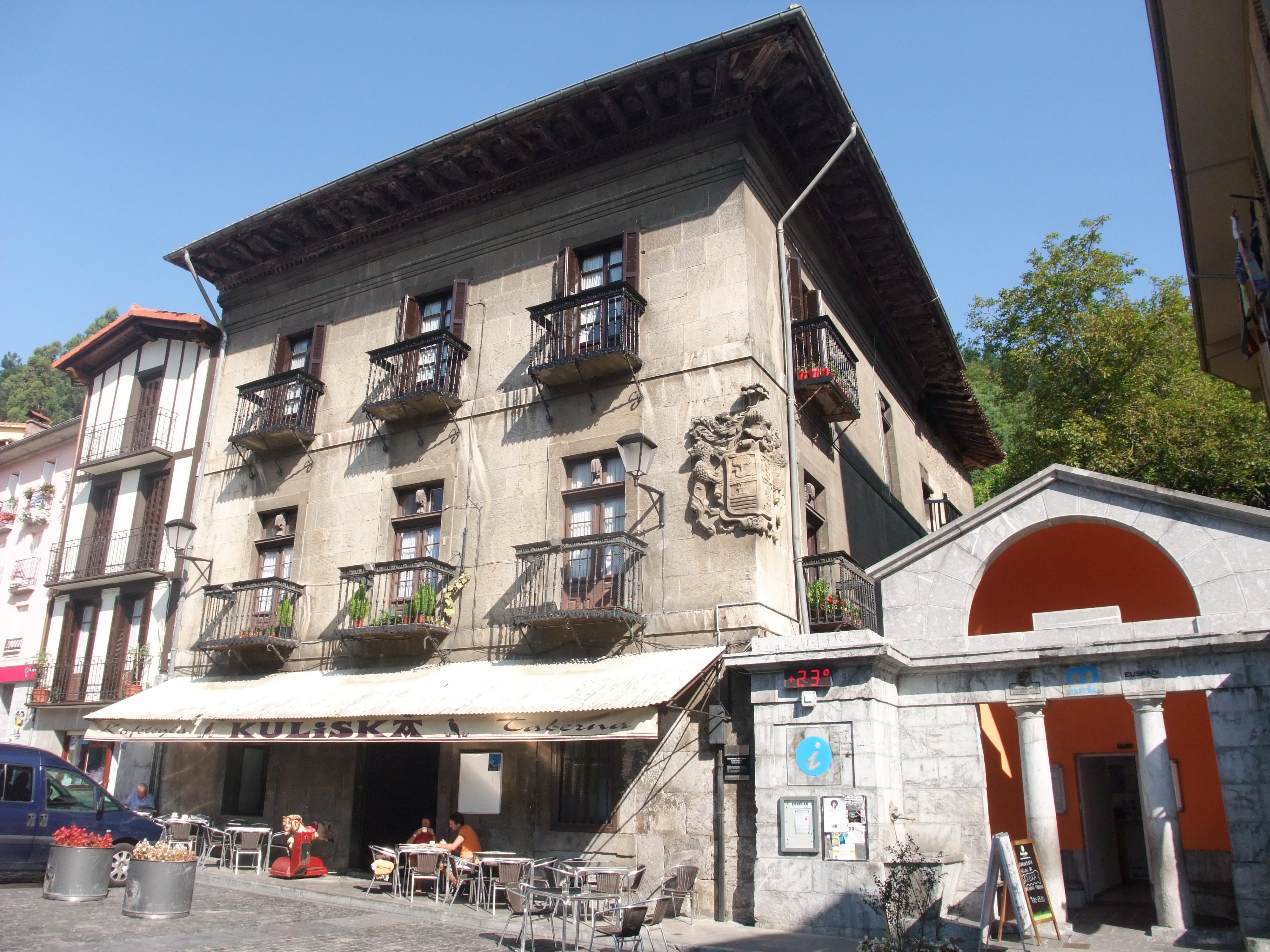 Palacio Galdona
